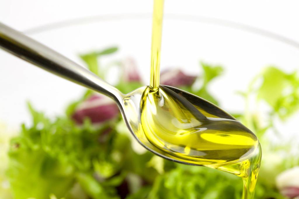 Cibi anti sudore: olio d'oliva