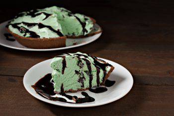 Mint Chocolate Chip Ice Cream Pie