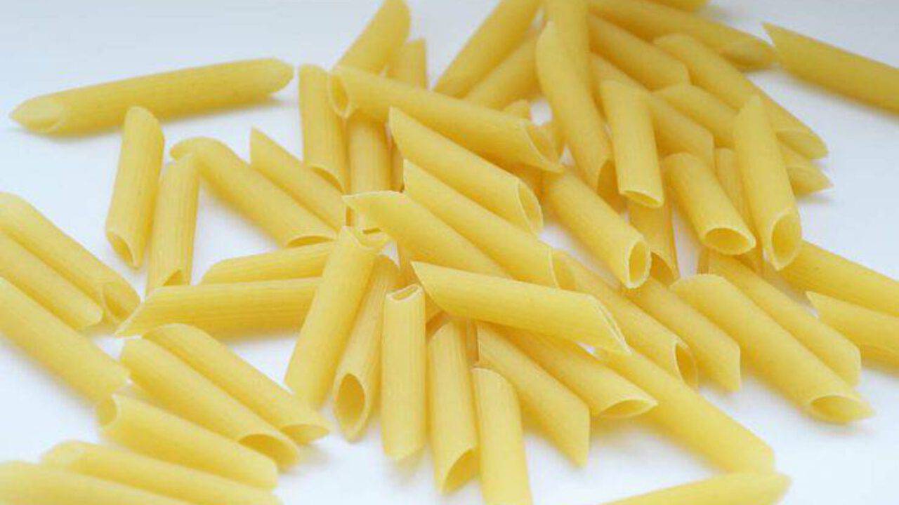 Cuocere la pasta al microonde: il procedimento passo a passo