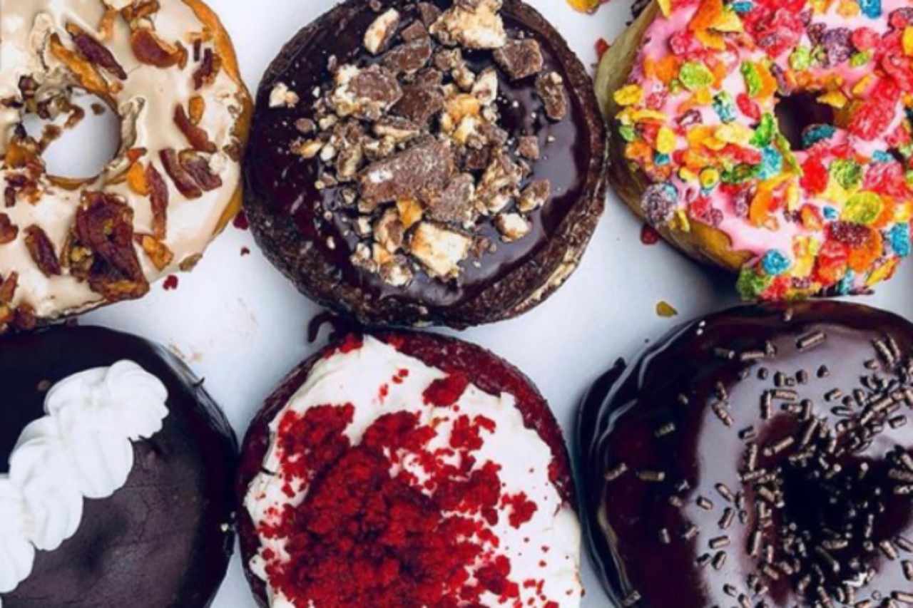 Halloween, donuts stregati: la ricetta golosissima e super facile