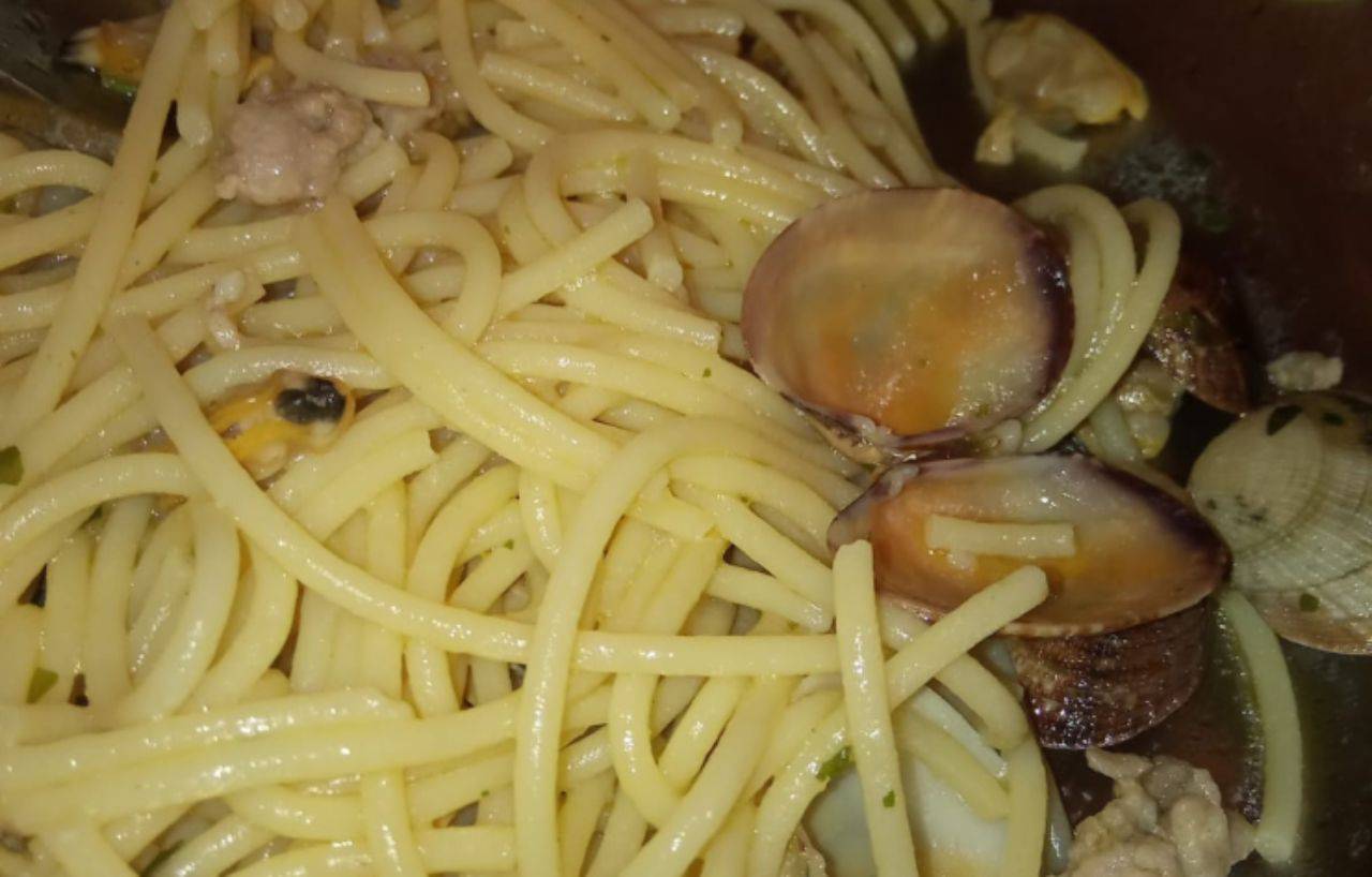 Spaghetti con vongole