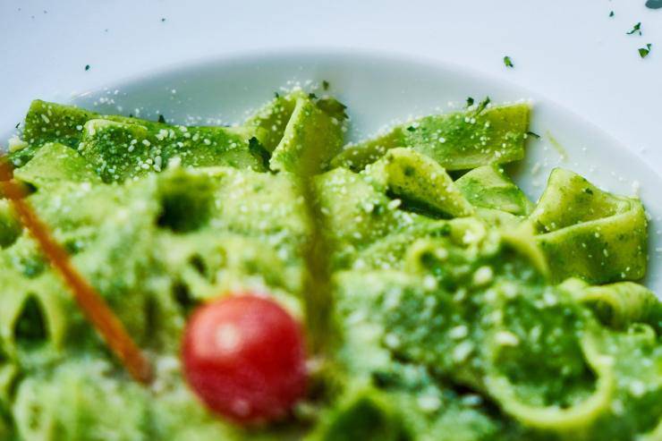 pasta fresca pesto broccoli