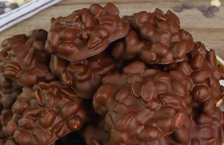cioccolatini alle arachidi