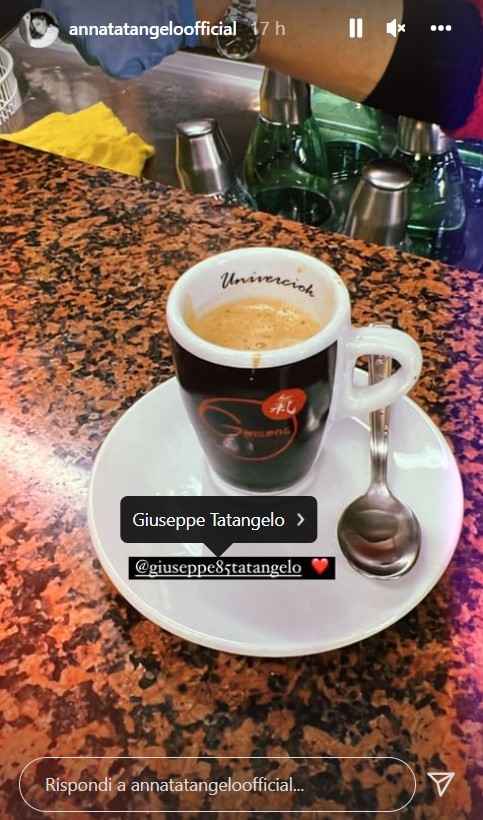 Anna Tatangelo caffè