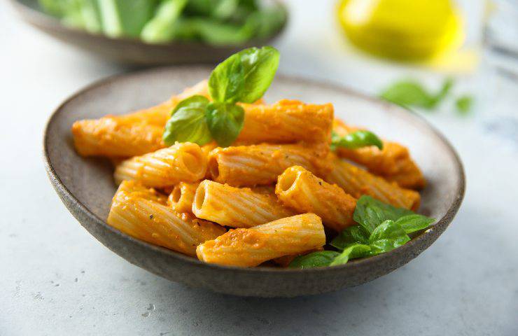 pesto alla siciliana ricetta base