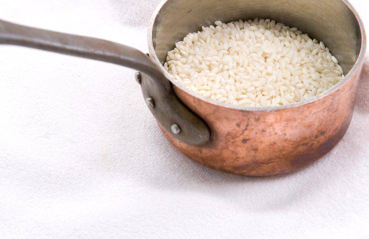 tortino di riso compatto in padella