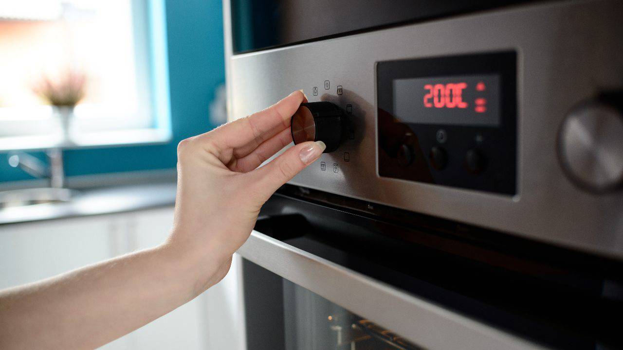 Come ridurre il consumo del forno 8 consigli