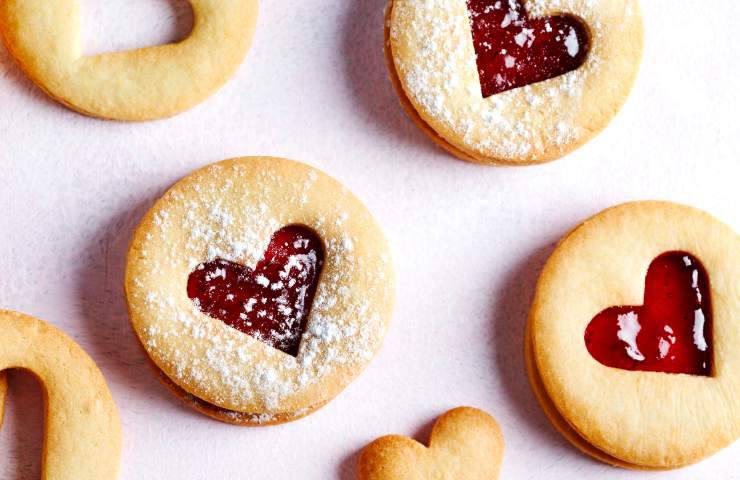 biscotti di san valentino a forma di cuore ricetta