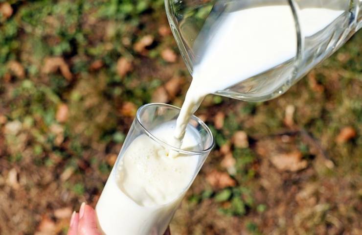 latte ricetta yogurt fatto casa bimby
