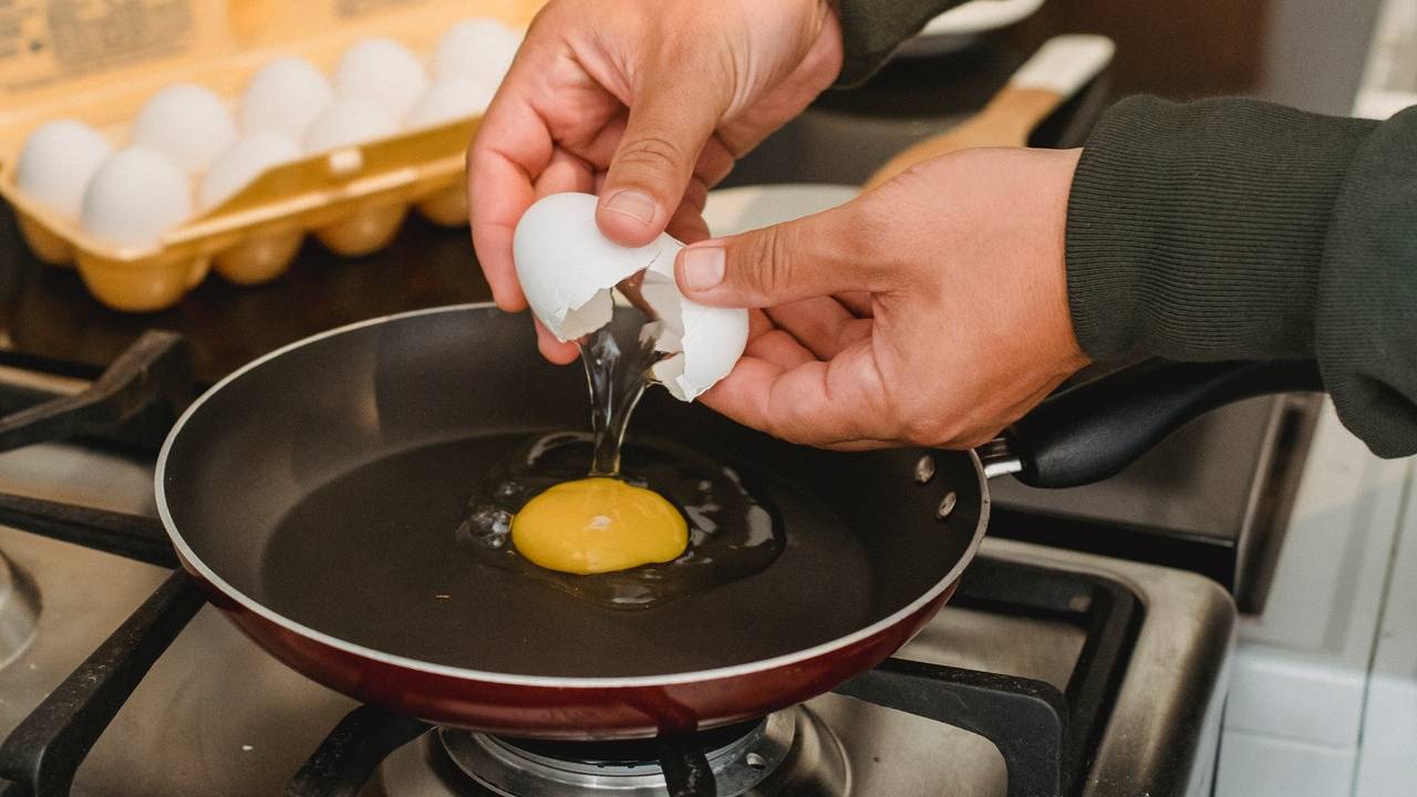 come fare l'uovo a occhio di bue al microonde