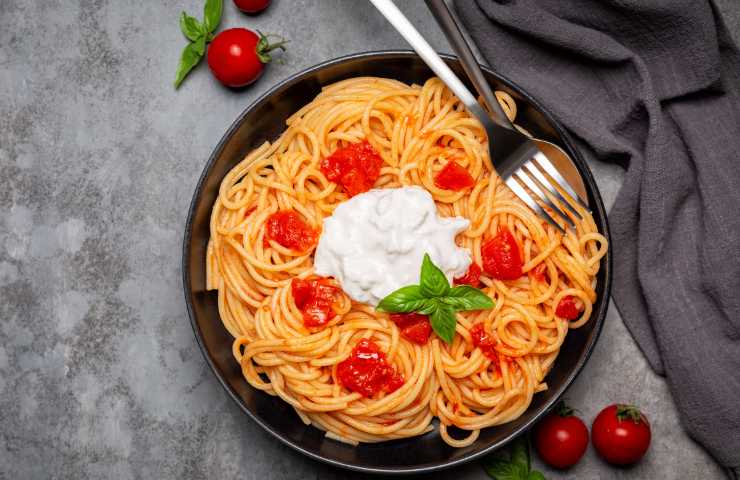 spaghetti alla Cannavacciuolo ricetta veloce
