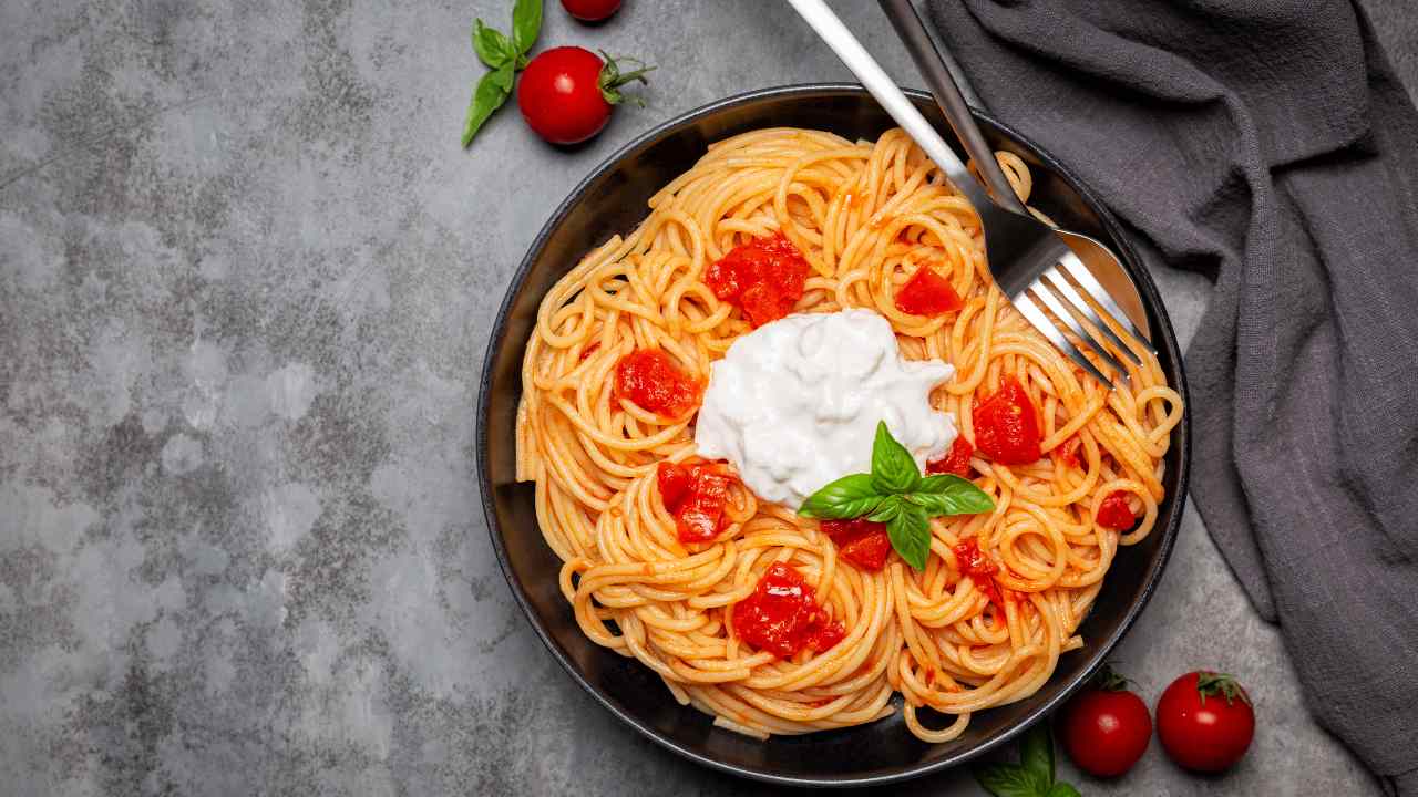 spaghetti alla Cannavacciuolo ricetta veloce