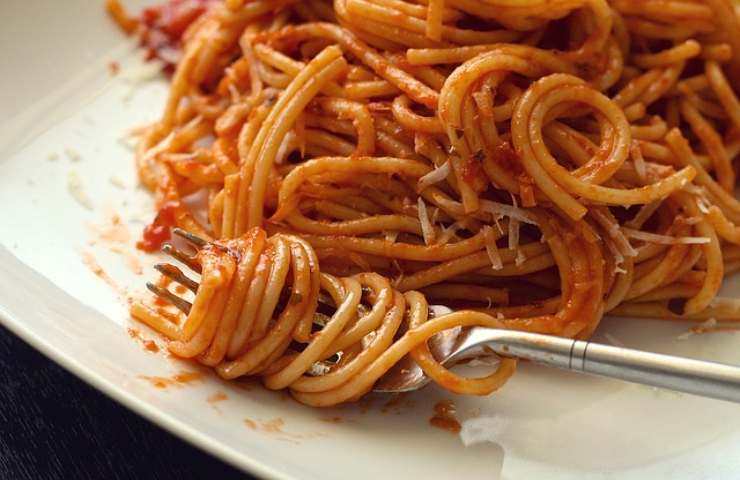 spaghetti assassina ricetta
