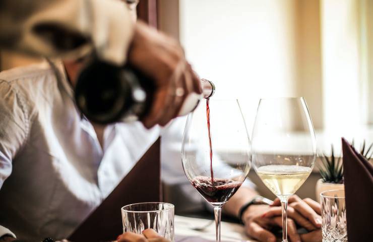 5 errori da non fare quando si beve vino