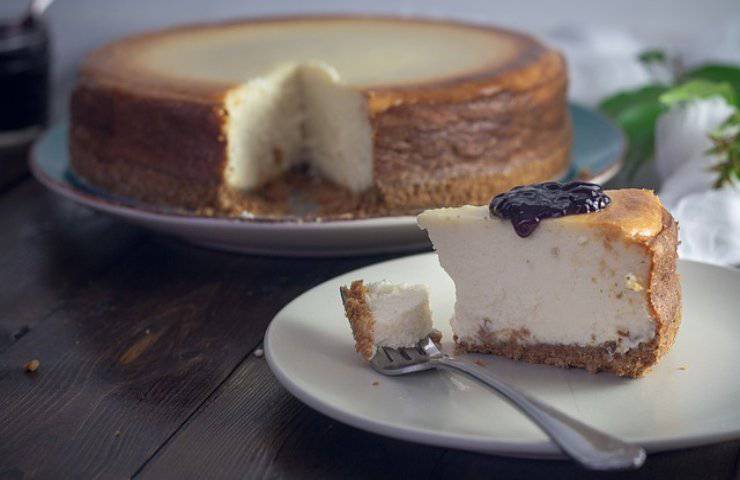 cheesecake solo 3 ingredienti ricetta facile veloce