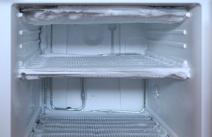 Come sbrinare freezer tecnica