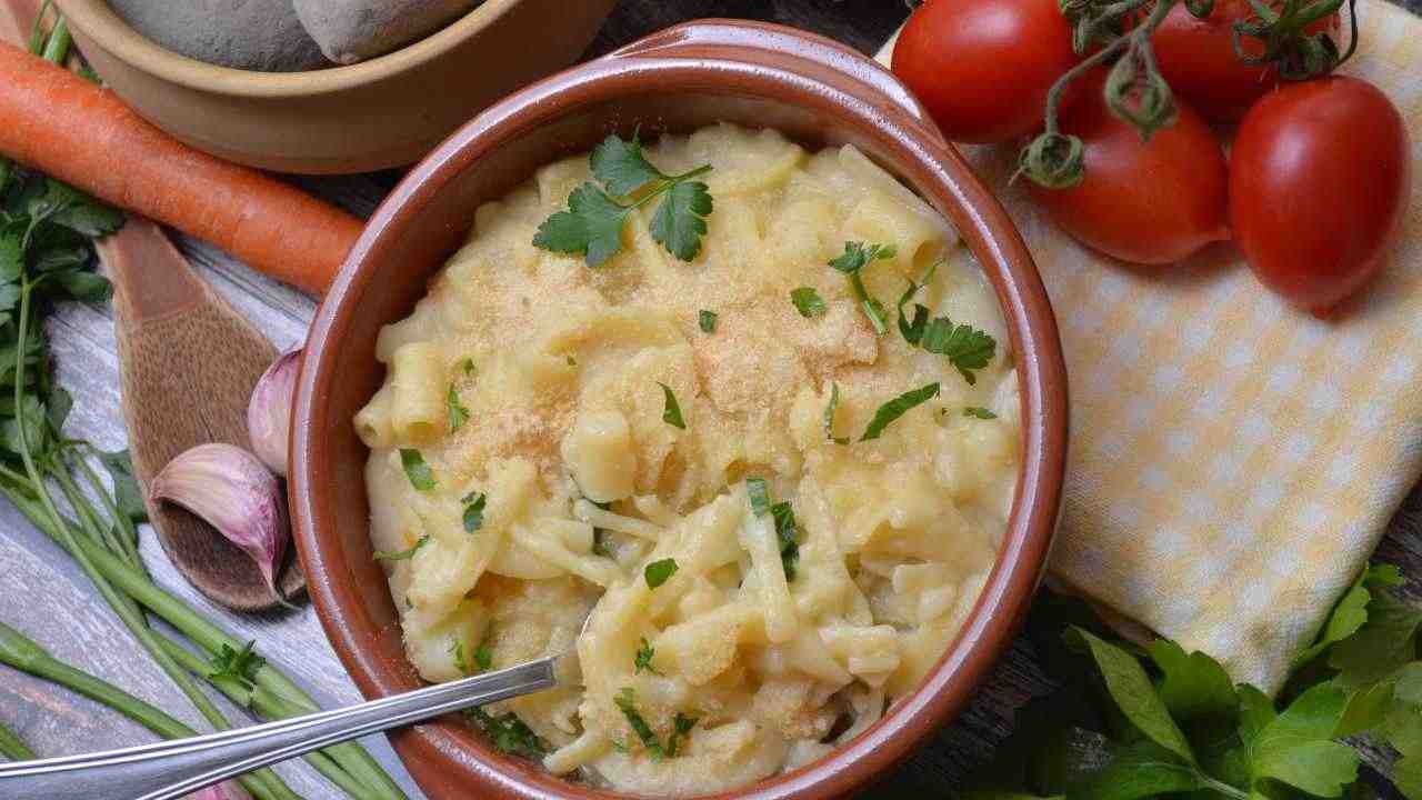 Pasta e patate con Bimby ricetta