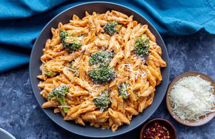 pasta fresca sugo broccoli romani ricetta gustosa