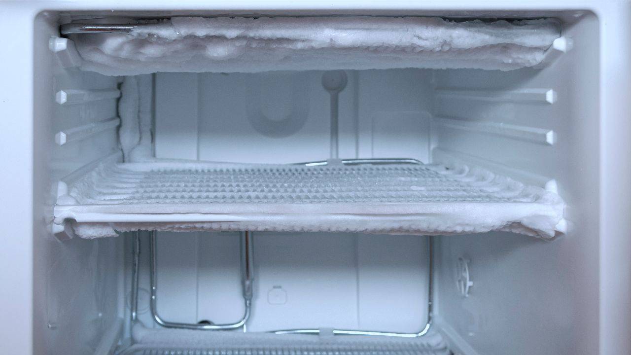Come sbrinare freezer tecnica