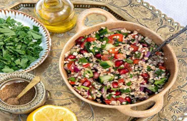 Tabbouleh libanese alle verdure ricetta tradizionale