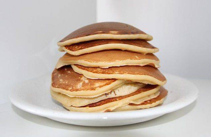 pancakes appena fatti burro arachidi ricetta 