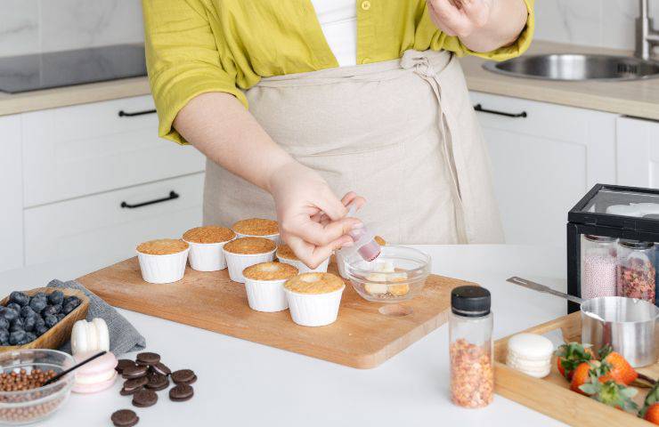 preparare muffin fragole mirtilli ricetta