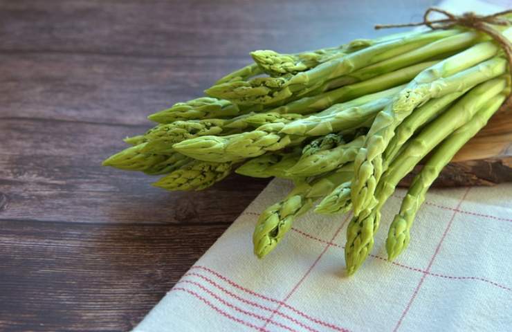 asparagi ricetta fagottini