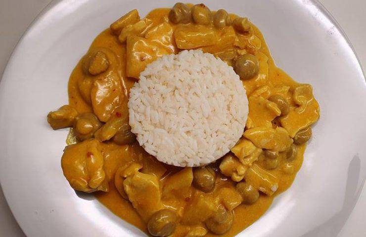 bocconcini pollo curry ricetta light gustosa veloce