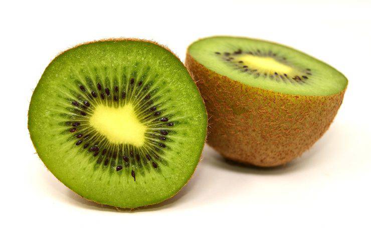 kiwi proprietà nutrizionali benefici