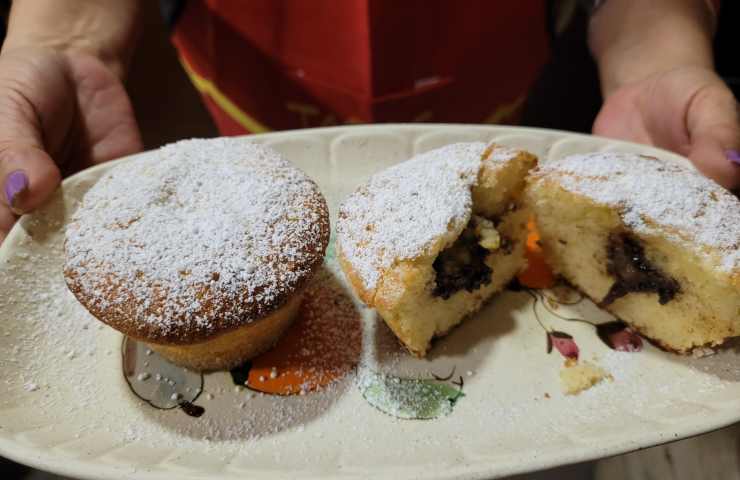 Muffin con mascarpone e crema di nocciole 
