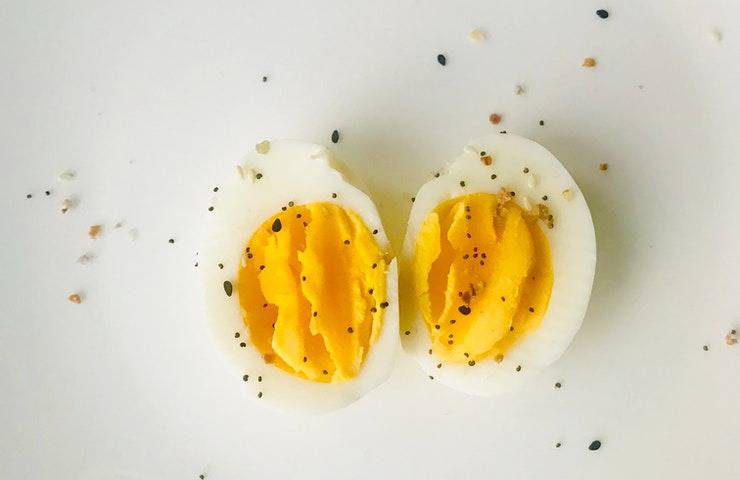 si possono fare le uova sode in friggitrice ad aria?