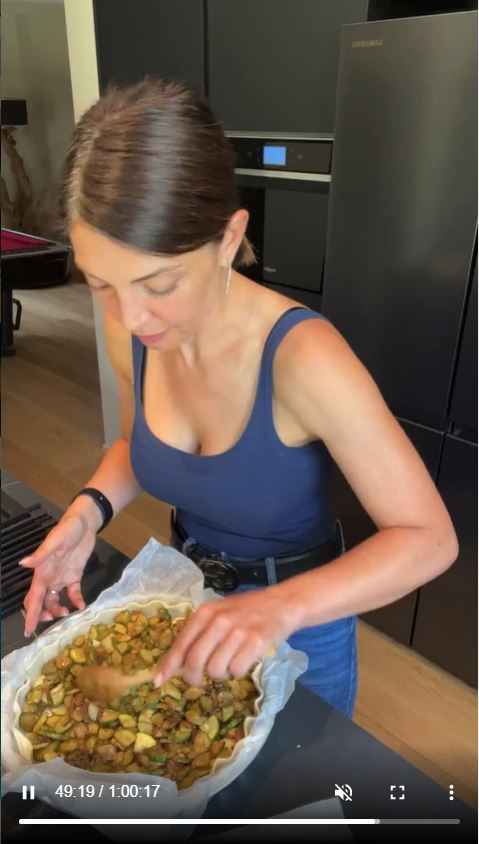 Alessia Mancini ricetta torta salata svuota frigo