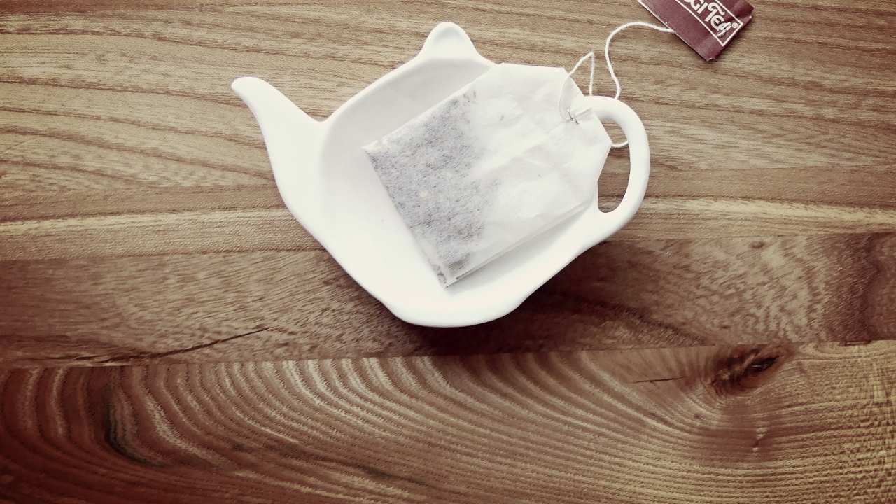 Bustina tè lavatrice accade