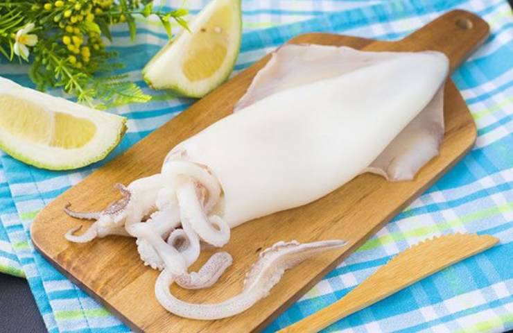 Calamari ripieni limone grigliati ricetta