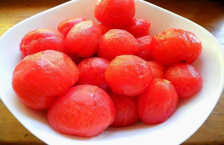 pomodori pelati ricetta acquacotta