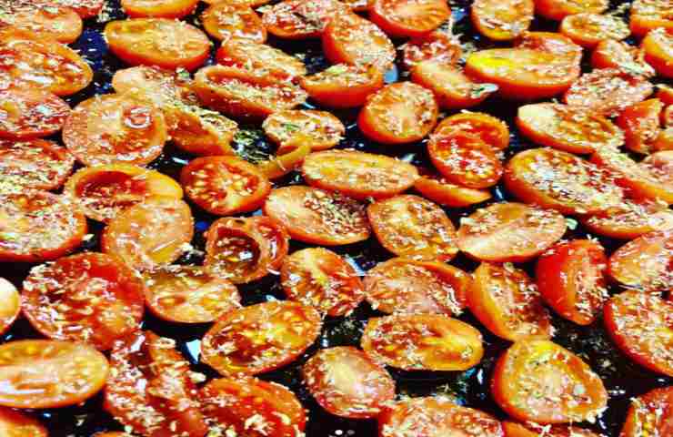 pomodorini forno ricetta