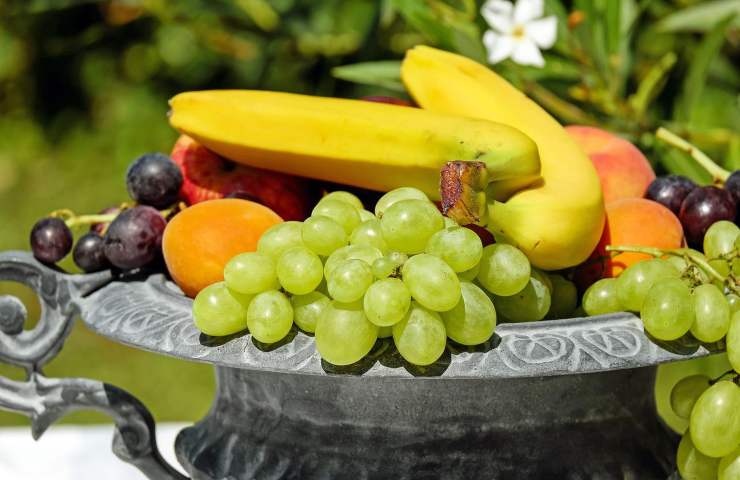 giuste dosi frutta giorno quanta mangiarne