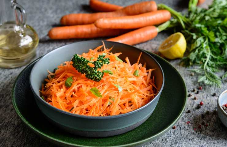insalata di carote ricetta