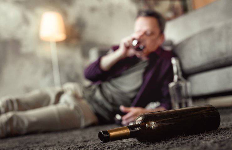 Binge drinking gara alcolica finisce tragedia Sudafrica dettagli