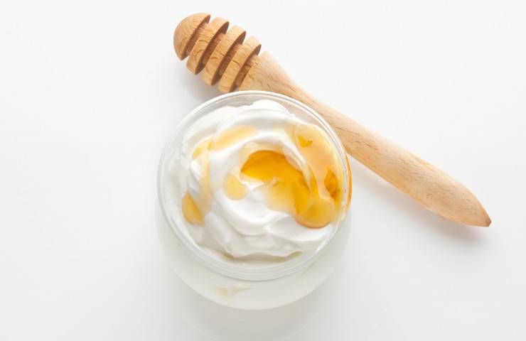 Crema di miele montata ricetta facile golosa