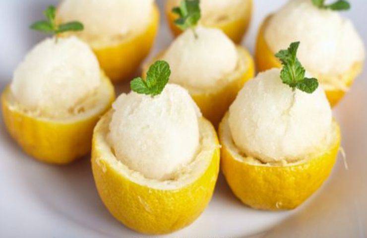 limoni ripieni gelato ricetta