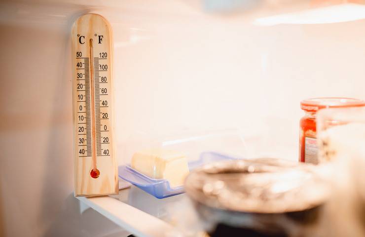 Temperatura interna al frigorifero risparmiare bolletta estate