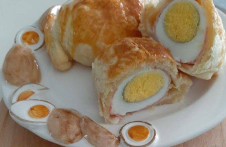 Uova in crosta di sfoglia 