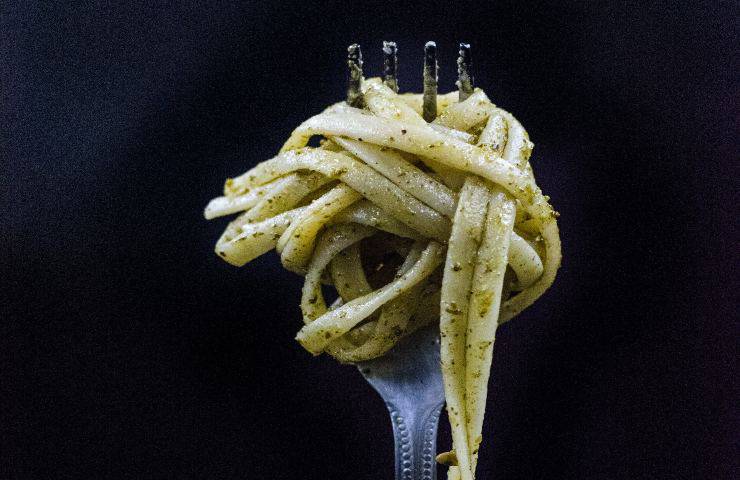 ricette spaghetti ragù zucchine