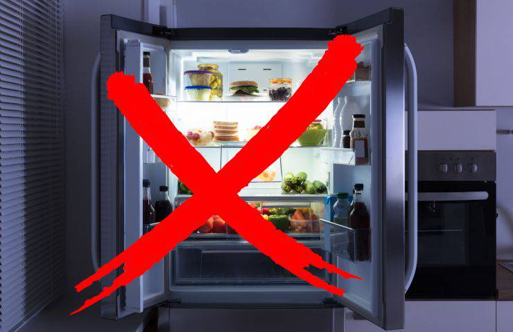 alimenti non conservare frigorifero