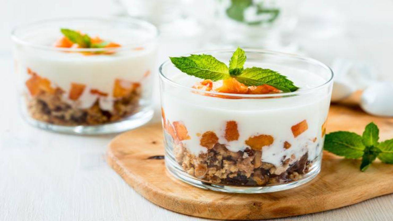 crumble pesche yogurt ricetta