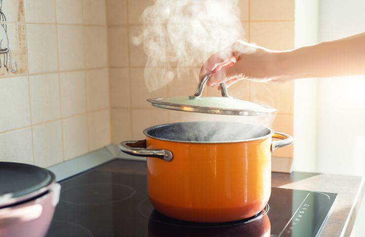Metodo lavare strofinacci da cucina mai più cattivi odori