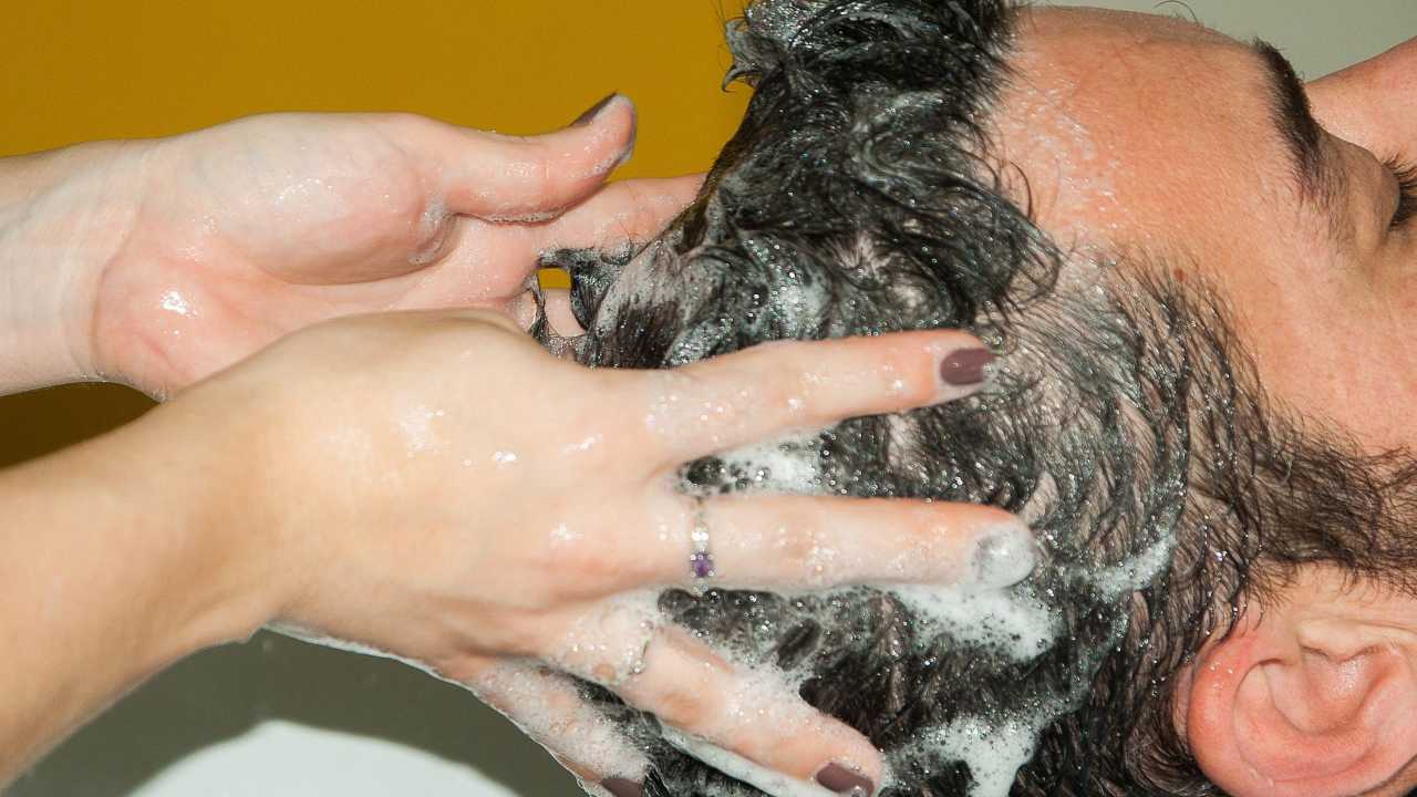 Metti cipolla shampoo risultati sorprendenti