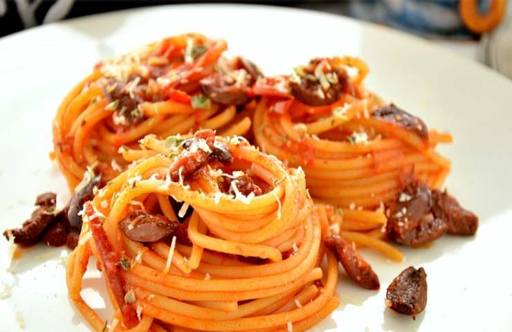 spaghetti Turiddu ricetta