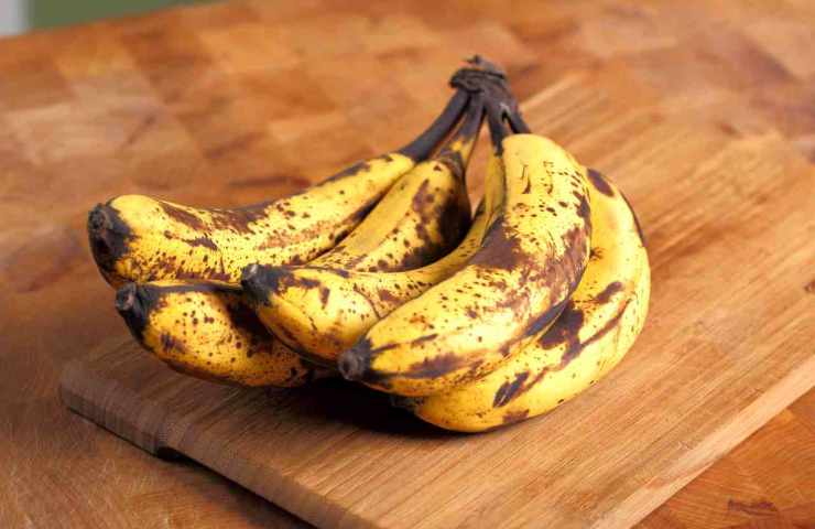 Bucce di banana non buttarle mille usi